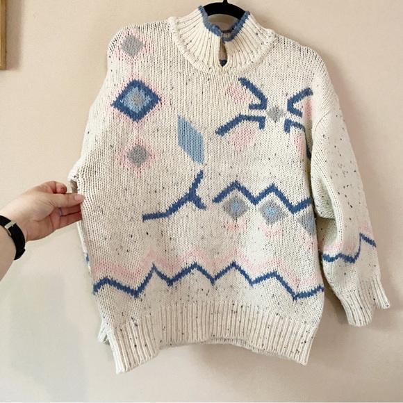 Vintage East 62• cream pastel flower knit pullover women’s size large - Picture 9 of 13